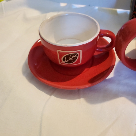 Tea Set Boxed Tea Pot for 1 2 Demitasse Cups &Saucers Leaf Red Tea Bags. - Picture 6 of 6